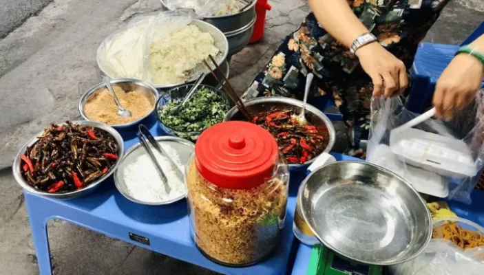 Xôi cá Nha Trang